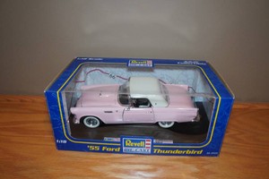 Revell 1955 Ford Thunderbird 118 Scale Replica