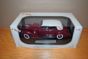 Signature Models 1937 Lincoln Touring Cabriolet 118 Scale Replica