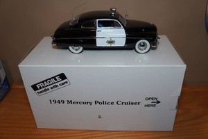 Danbury Mint 1949 Mercury Police Cruiser 124 Scale Replica