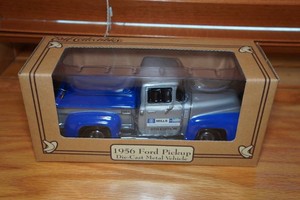 Ertl 1956 Ford Pick Up Die Cast Replica
