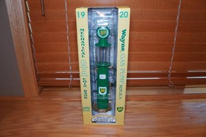 Gearbox 1920 BP Wayne Gas Pump Coin Bank Die Cast Replica