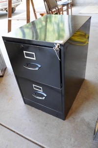 File Cabinet with Key
