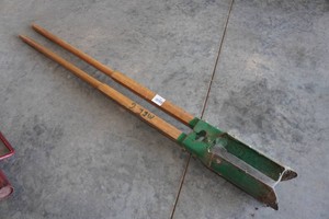 Post Hole Digger