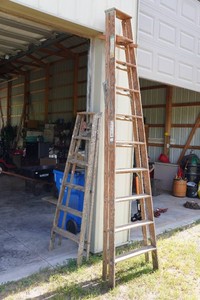 10 and 6 Wood Step Ladders