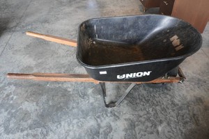 Union 6 Cu Ft Metal Wheelbarrow