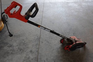 Black & Decker Edge Hog Trimmer