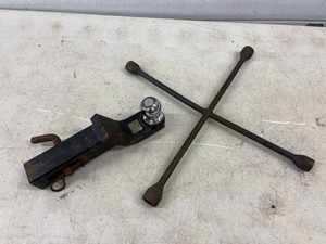 2 receiver Ball Hitch with wheel Wrench