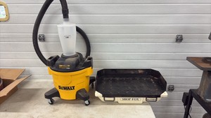 Shop Fox vacuum system with DeWalt vacuum