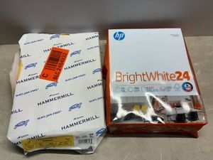 HP White and Hammermill Goldenrod Copy Paper