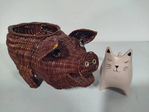 Wicker Pig Basket & Cat Scrubbie Holder