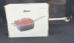 Brand New Parini 6 quart copper nonstick square pan with lid