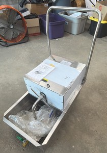55-liter (14.5-gallon) commercial mobile fryer oil filtration cart designed to filter cooking oils and shortening in restaurants, fast-food chains, and food trucksThis is a shortening filter cart (also called a fryer oil filter cart)  commercial kitche
