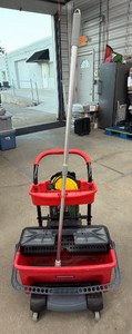 Rubbermaid commercial mop, bucket, cleaning station on wheels with mop