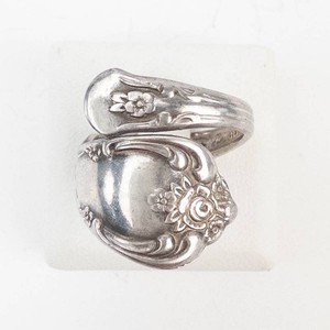 Silver-Tone Spoon Ring With Floral Detail Size 7