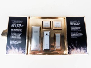 Estee Lauder Re-Nutriv Skincare Gift Set - 5-Piece