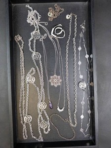 Mixed Lot Costume Jewelry Necklaces, Bracelets & Pendants