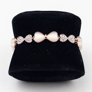 Rose Gold Heart-Shaped Cats Eye Simulated Bracelet
