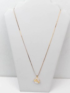 Gold-Tone Pendant Necklace With White Pearl-Like Centerpiece