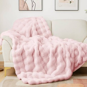 Latepis Pink Faux Fur Throw Blanket for Couch Bubble Cute Soft Warm Comforter Thick Furry Blanket for Sofa Bedroom Cozy Blankets for Women Gift Luxury Blanket for All Seasons 50x60, 860gsm