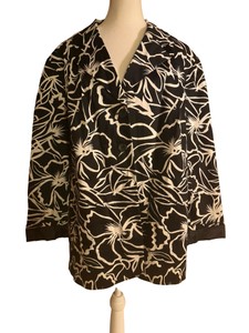 Laura Scott -Womens Black & White Floral Blazer - Size 22