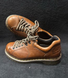 Vintage Dr. Martens Brand-Brown Leather-Lace-Up Oxford Shoes-Womens-Size 8