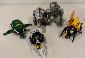 Vintage G1 Transformers Action Figure Lot  Dinobots & Insecticons