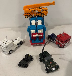 Title Vintage G1 Transformers Vehicle Lot - Optimus Prime, Ultra Magnus & More