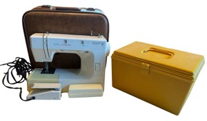 Kenmore Sewing Machine with Carrying & Accessory Cases