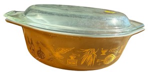 Vintage Pyrex Early American Gold Covered Casserole Dish