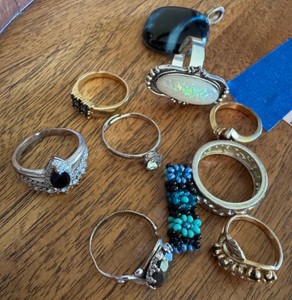 Assorted Vintage & Costume Ring Lot  Rhinestone, Stone & Decorative Rings