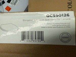 Lemora Elongated Soft Close Toilet Seat