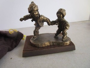 Danny Studio Bronze