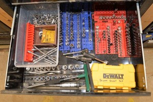 14 Drive Pass-Through Sockets & Accessories