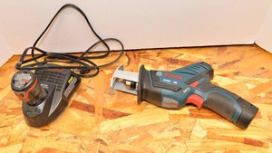 Bosch PS60 12V Reciprocating Saw with 2 Batteries & Charger