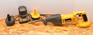 DeWalt DW938 18V Cordless Reciprocating Saw with 3 Batteries & Charger