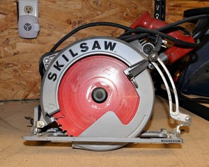 Worm Drive Skilsaw