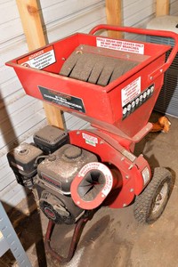 Gas-Powered Wood Chipper & Shredder
