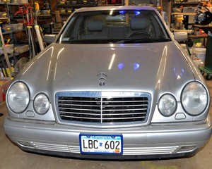 1999 Mercedes-Benz E32