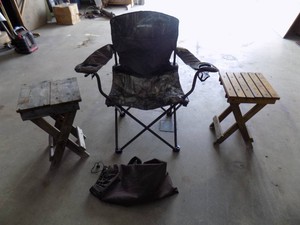 Mossy Oak Camo Chair & 2 wooden folding tables