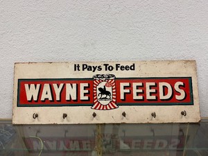 Vintage 1950s era WAYNE FEEDS Advertising Store Display Sign