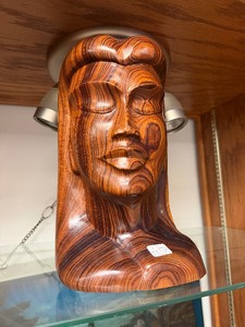 Excellent Large Vintage Mid Century Hawaiian Carved Wood Bust Sculpture