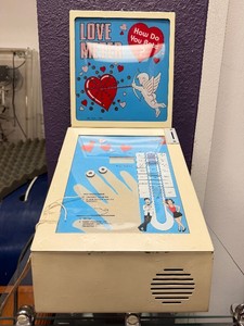 Working Vintage 80s Talking Coin-Op LOVE METER Machine