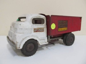 Very Cool Vintage Pressed Steel 1950s STRUCTO Toyland Express Truck