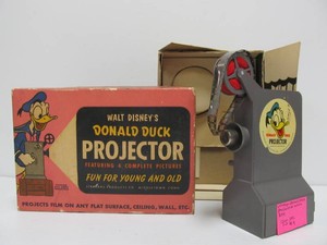 Vintage DISNEY Donald Duck Toy Projector wOriginal Box