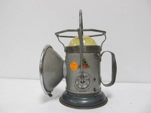Vintage DELTA Portable Railroad Lantern