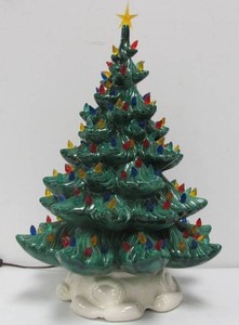 Nice Vintage 16 Lighted Ceramic Christmas Tree