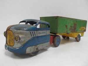 Vintage 1950s Wyandotte Construction Company Pressed Steel Truck &amp Trailer