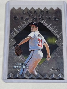 Greg Maddux 1999 Topps Chrome Lords of the Diamond Die Cut Insert #LD15 - Atlanta Braves Baseball Card