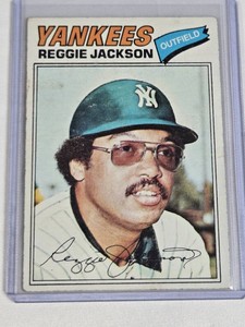 Reggie Jackson 1977 Topps #10 - New York Yankees Vintage Baseball Card