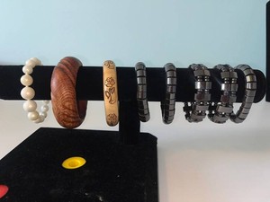 VTG Costume Jewelry Bracelets Mixed Lot - 8 Pieces